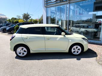Foto Nummer 4: SUZUKI Swift